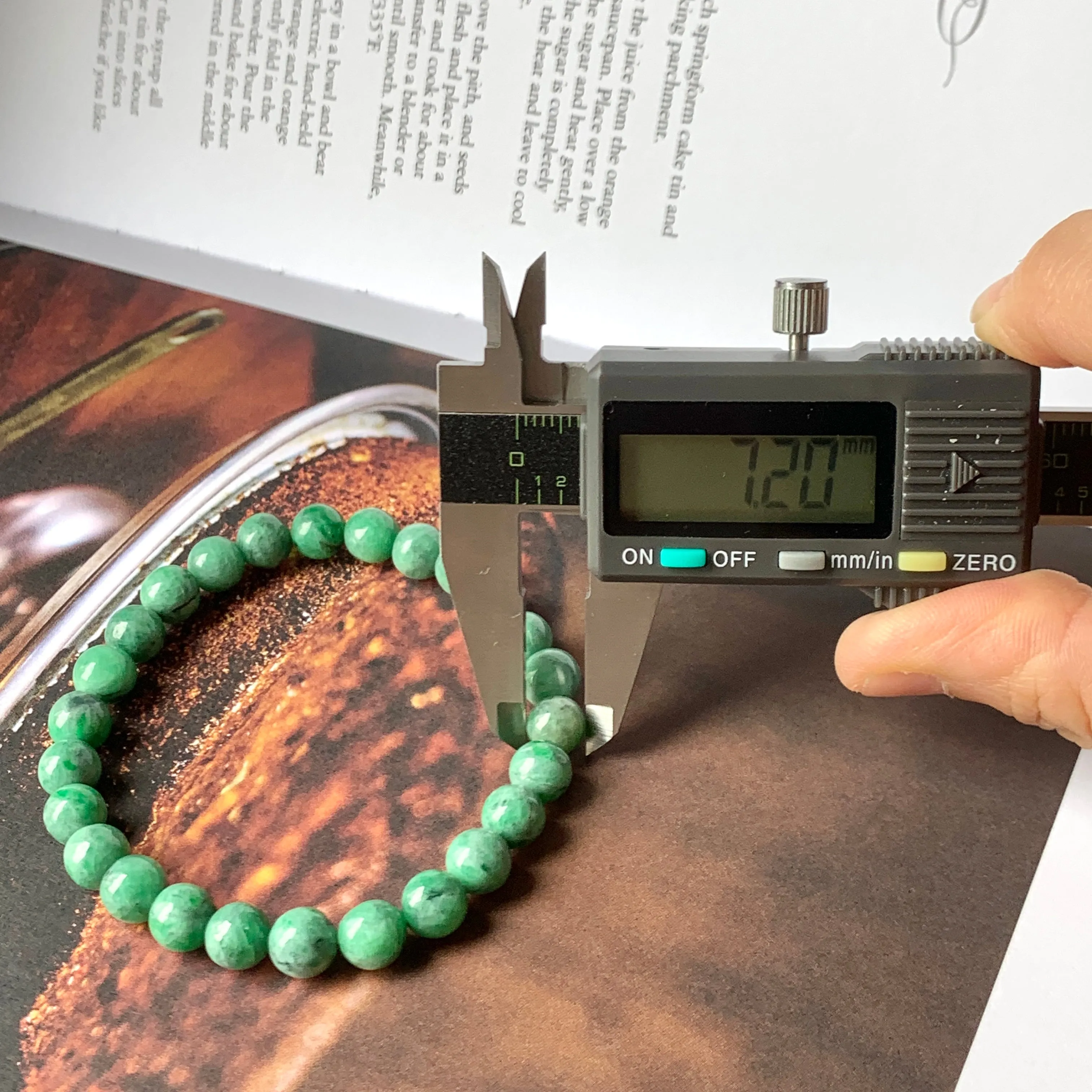 7.2mm A-Grade Natural Imperial Green Jadeite Beaded Bracelet No.220425