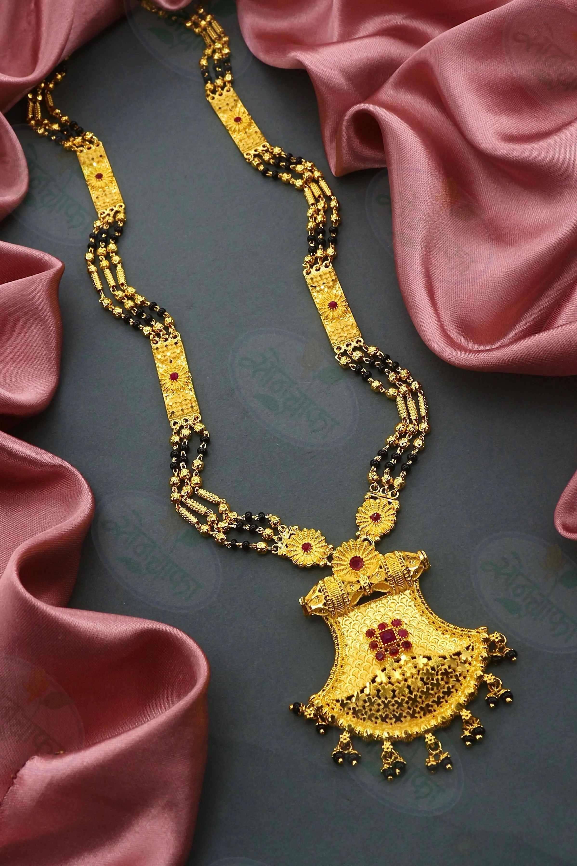 BEAUTIFUL DESIGNER MANGALSUTRA