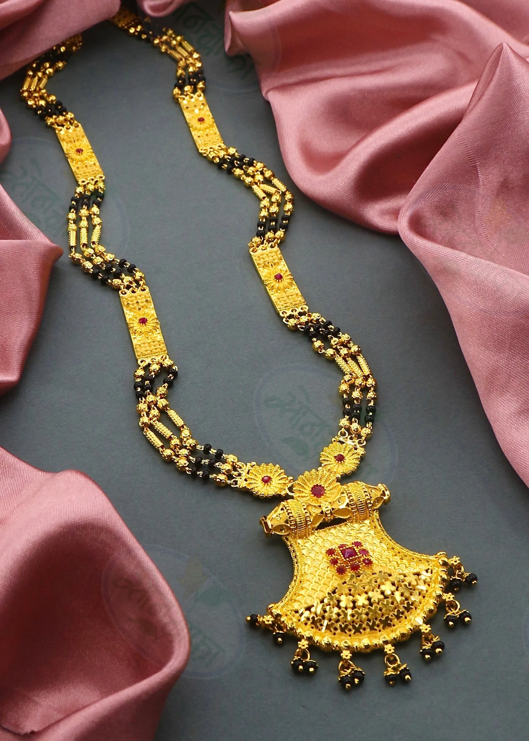 BEAUTIFUL DESIGNER MANGALSUTRA