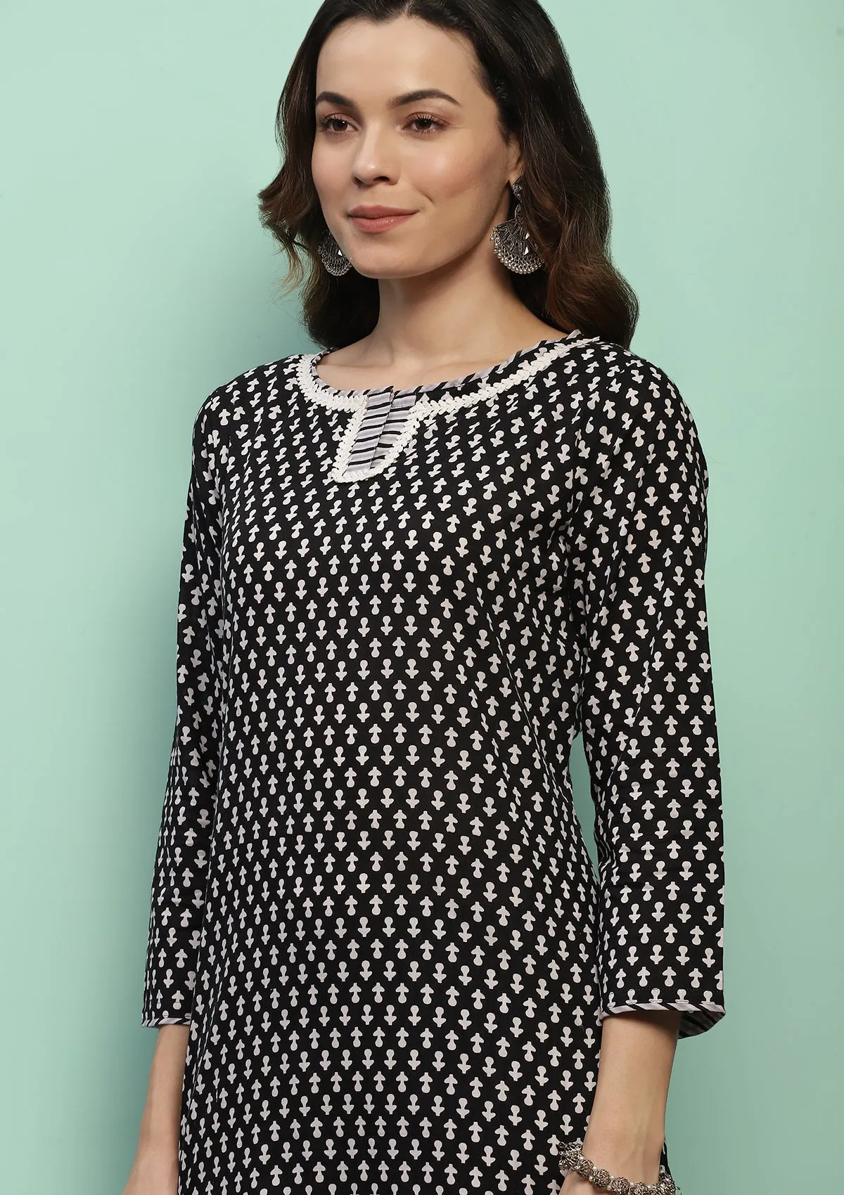 Cotton Printed Women's 2 PC Long Kurta Set - Black
