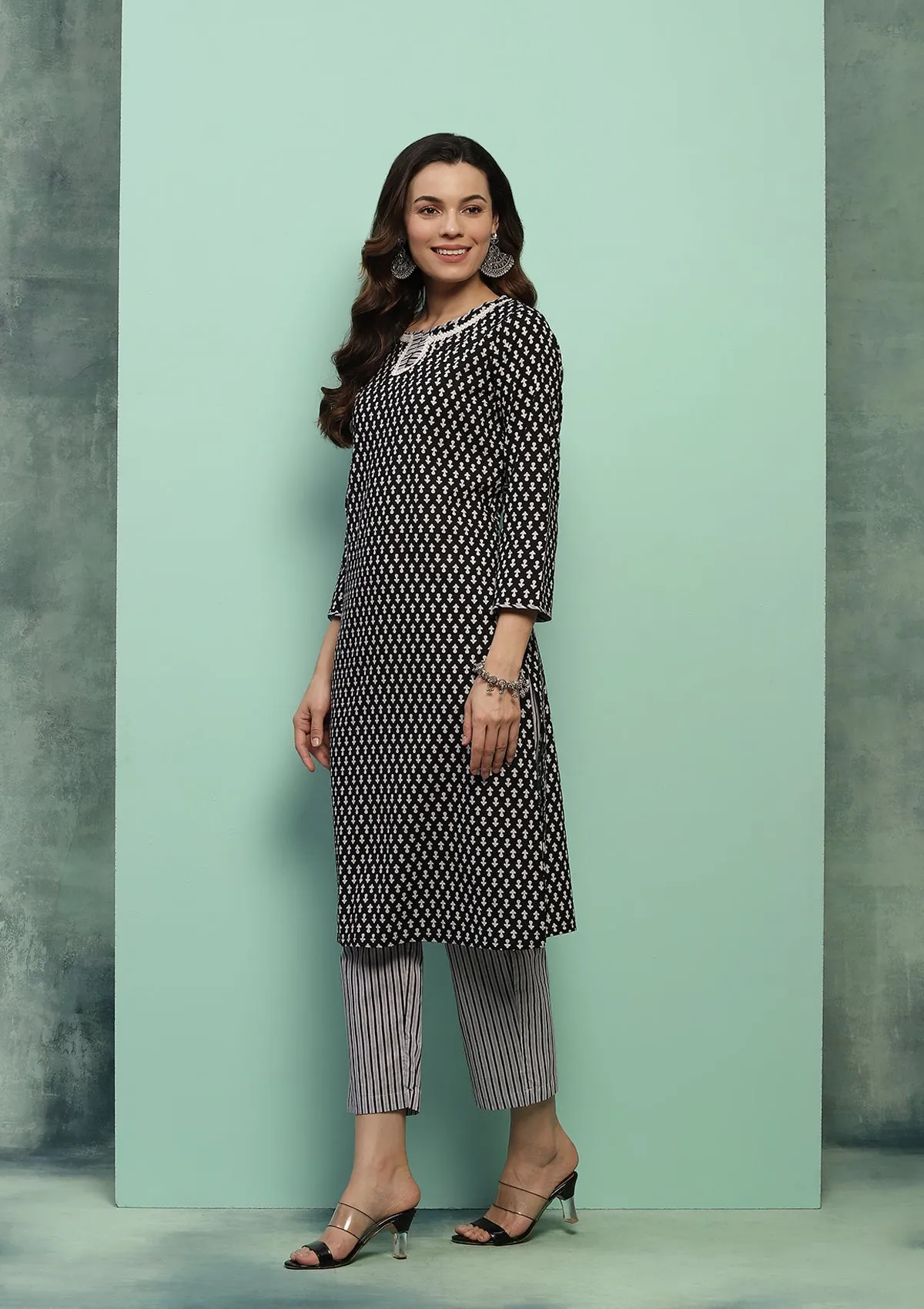 Cotton Printed Women's 2 PC Long Kurta Set - Black