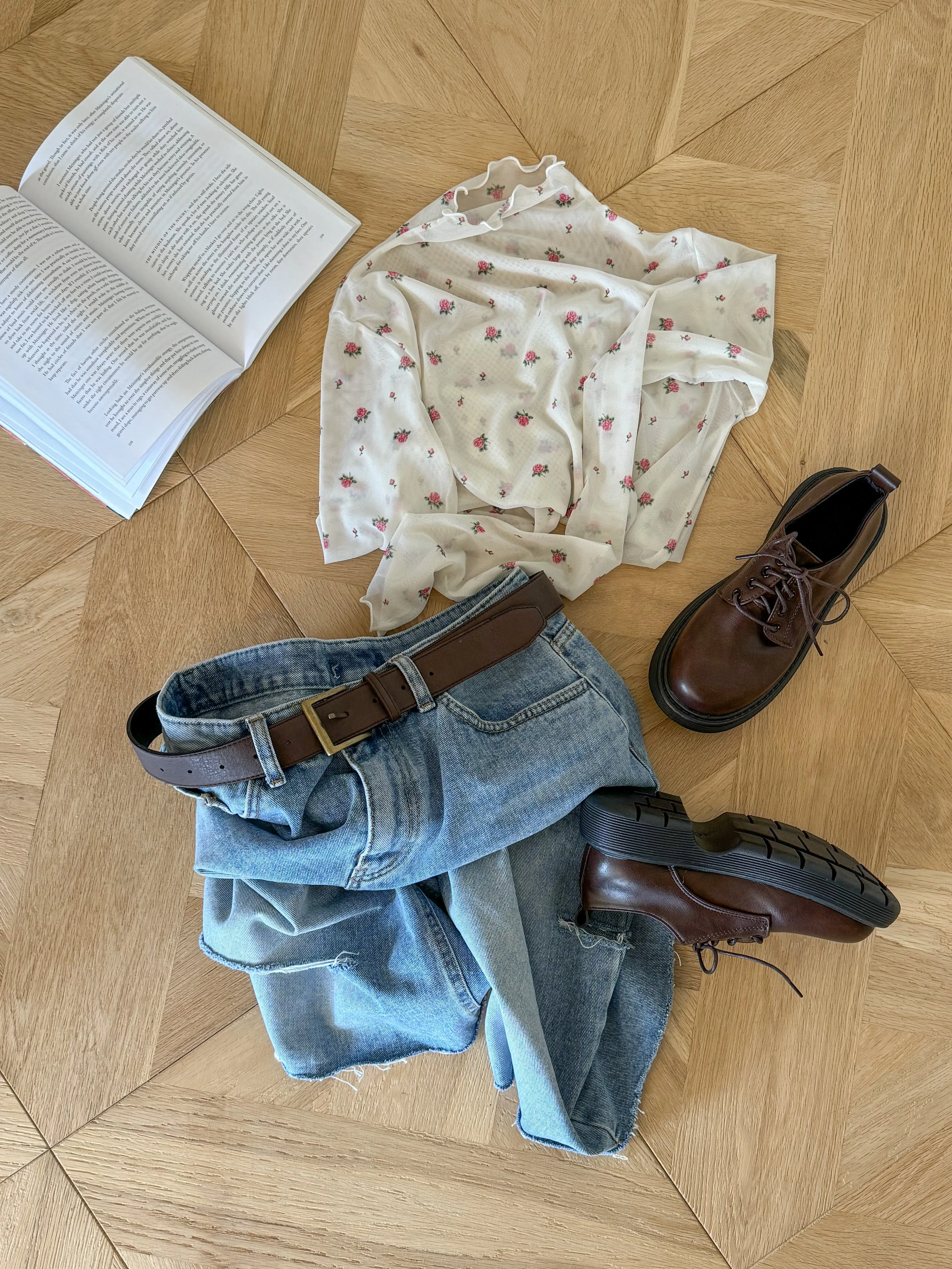 Cutting Design Denim Half Pants