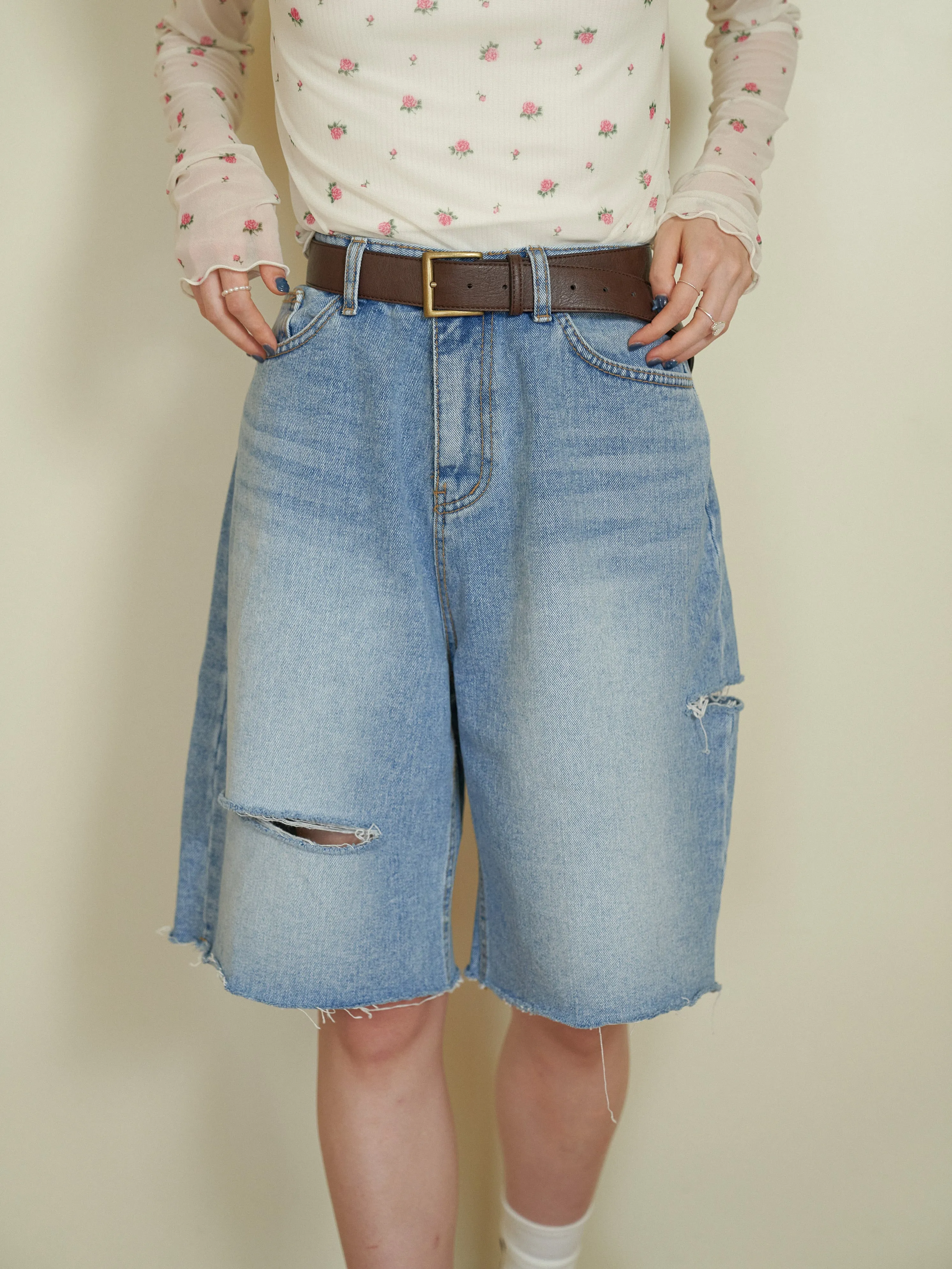 Cutting Design Denim Half Pants