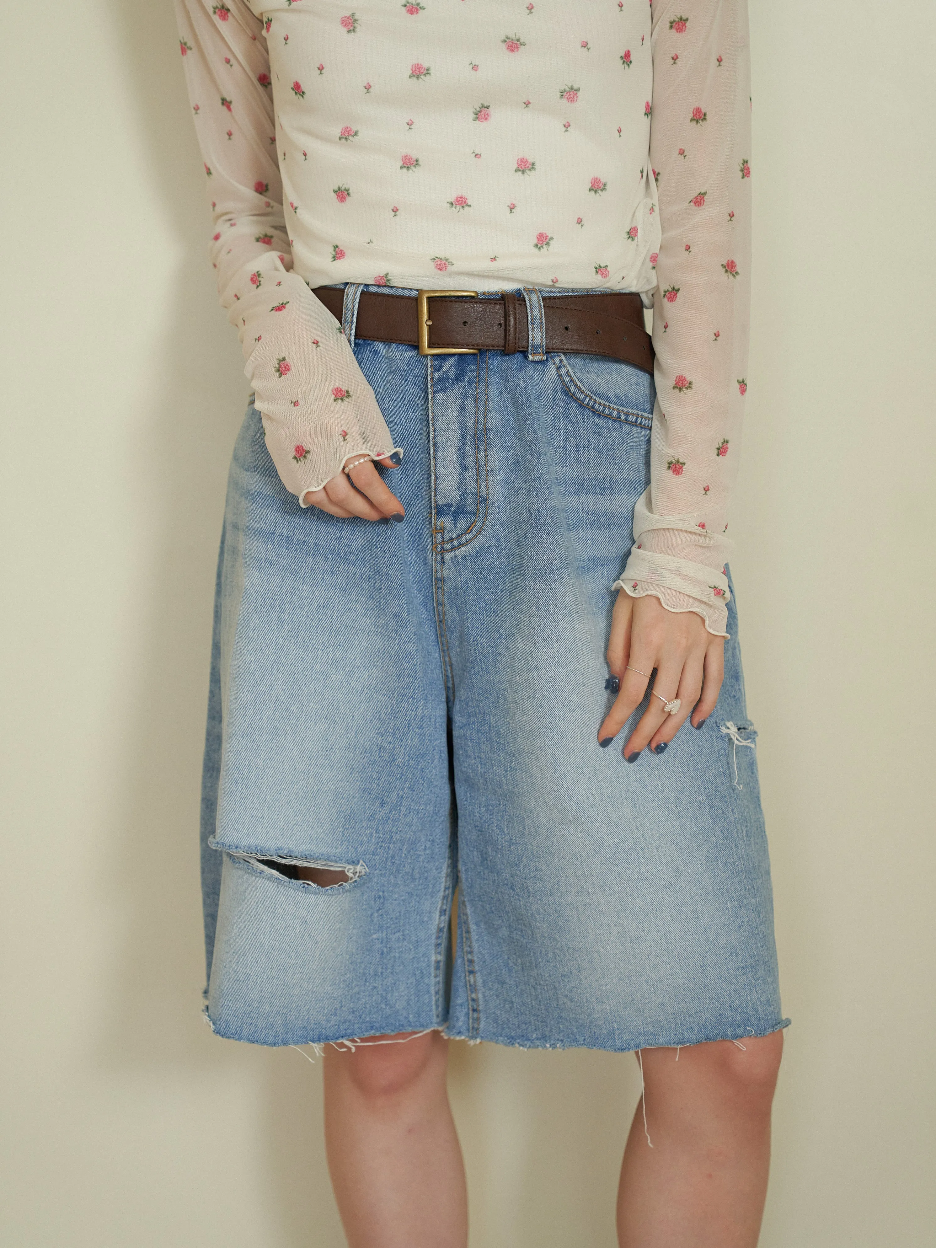 Cutting Design Denim Half Pants