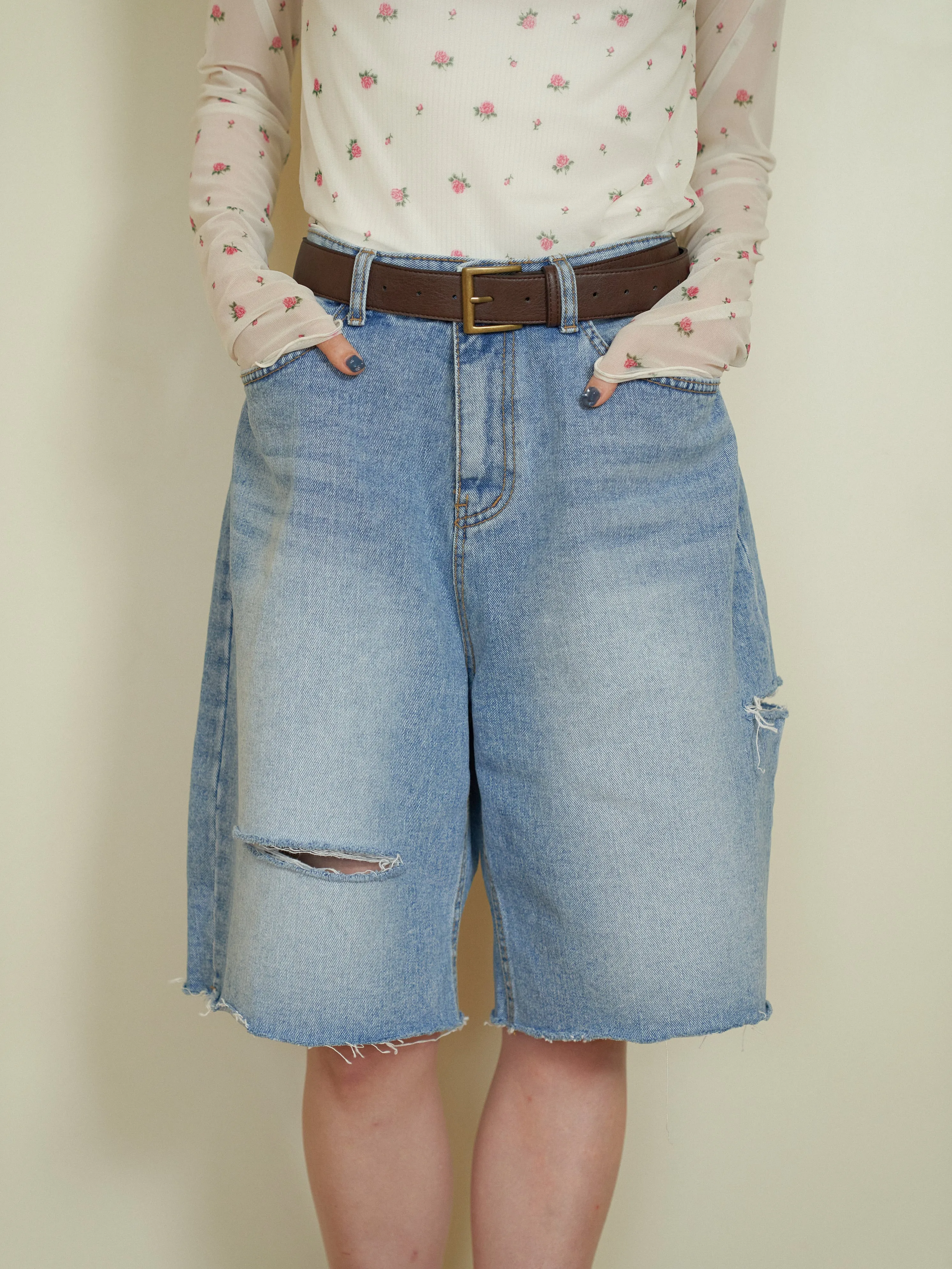 Cutting Design Denim Half Pants