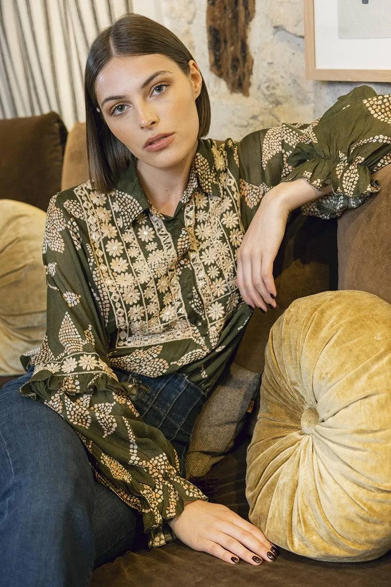 Embroidered Top Jeanne in Khaki Print