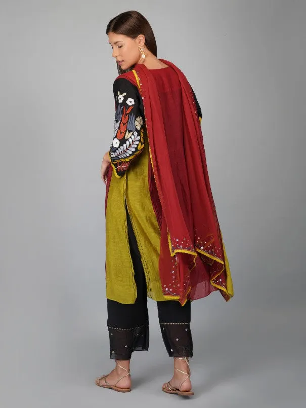 Garnet Red Applique Sleeves Panelled Chanderi Kurta Set (Set of 4)