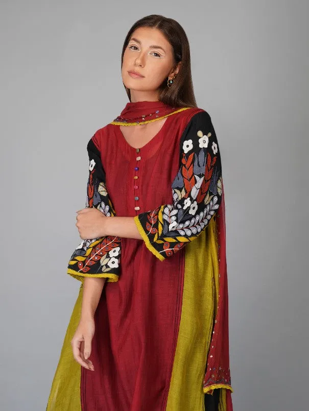Garnet Red Applique Sleeves Panelled Chanderi Kurta Set (Set of 4)
