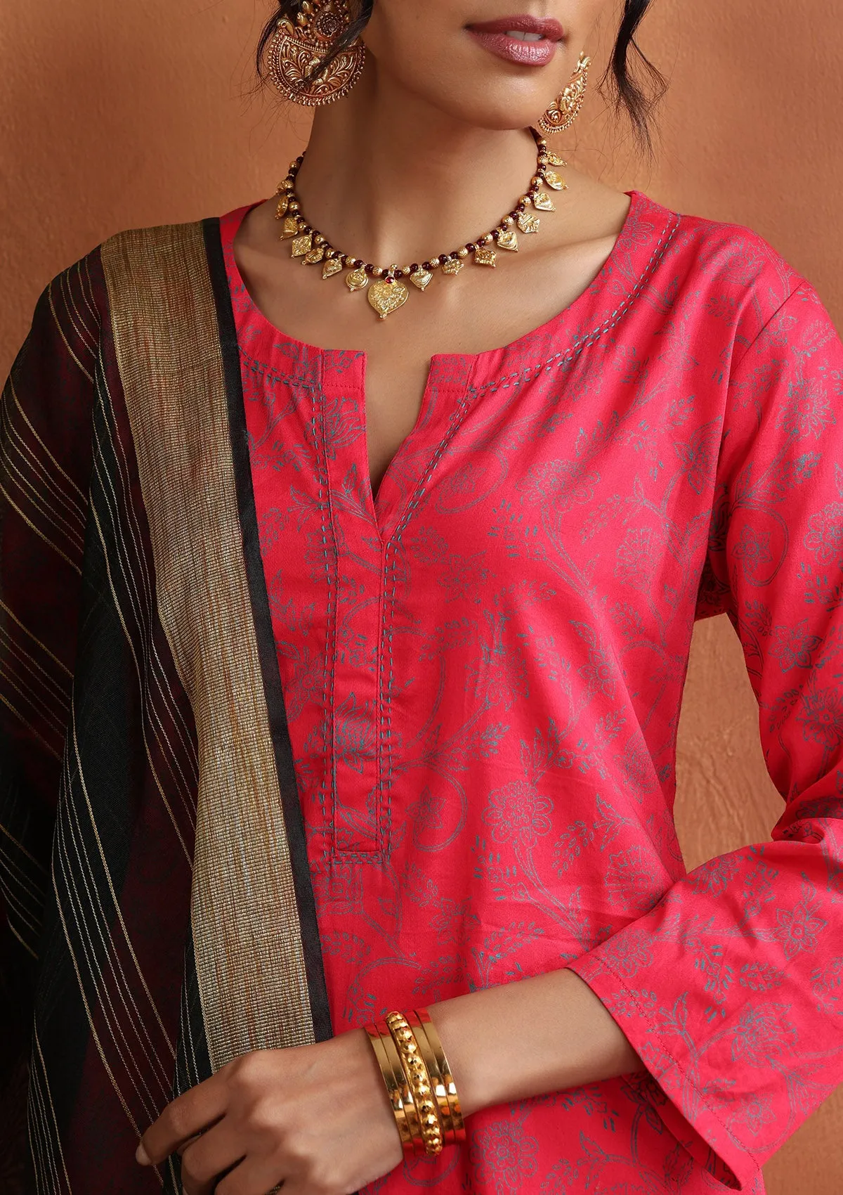 HOC Crafts Glazed Cotton Hand Block Printed with Hand Embroidery Women's 3 PC Long Kurta Set with dupatta - Pink