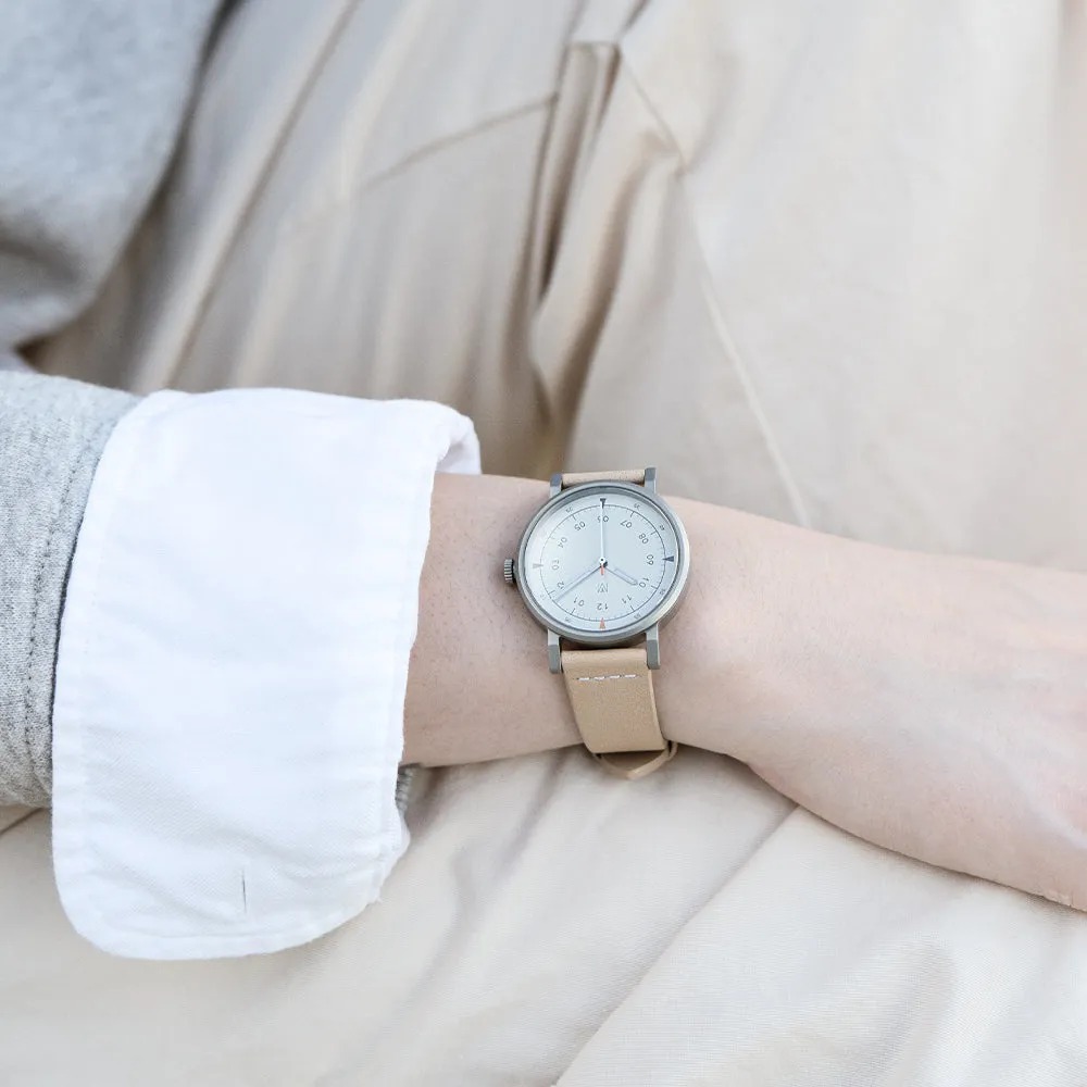 MUS-01 KHAKI P 34MM   Natural Leather Strap Gift Box