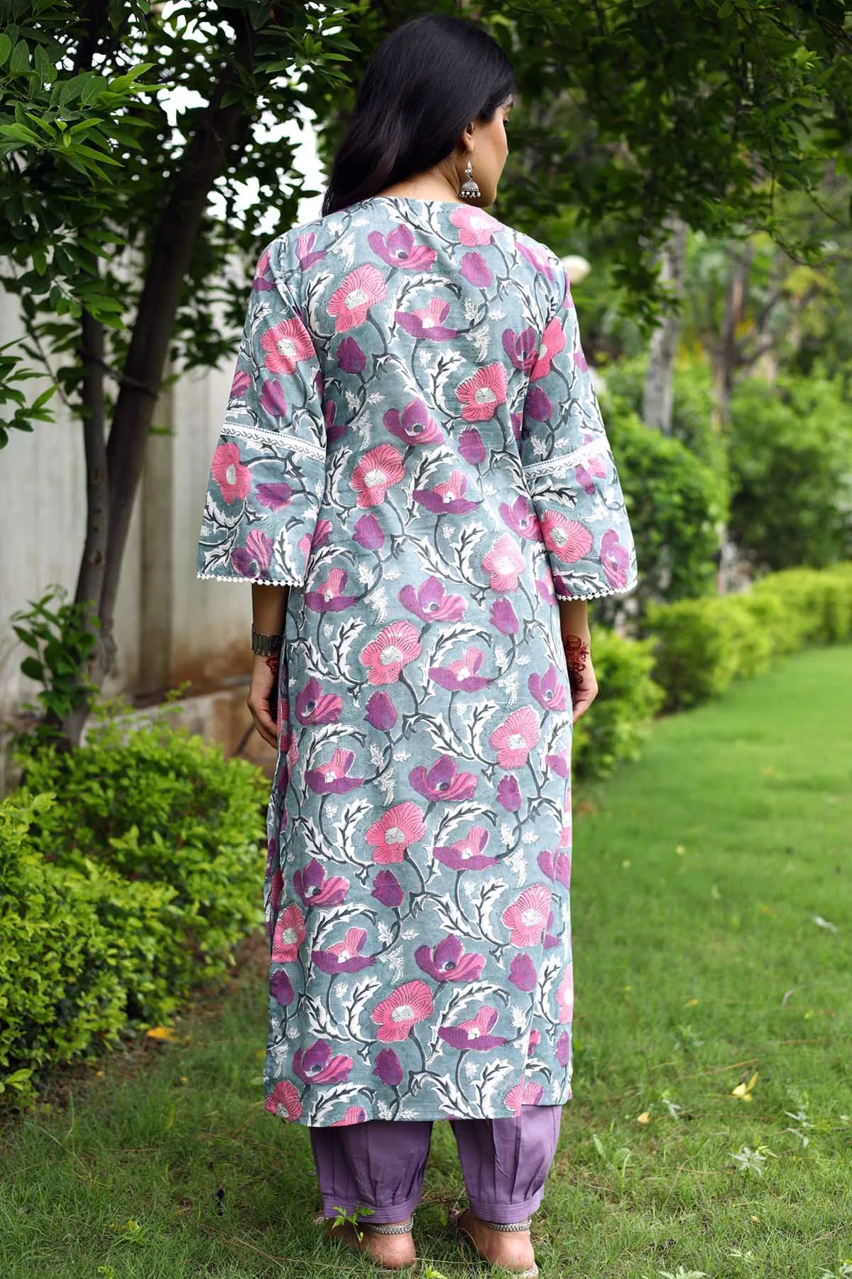 Straight fit kurta in hand block print Mauve color